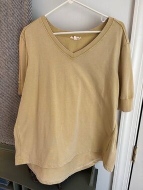 Jane and Delancey V-Neck Short Sleeve Top in Light Mustard Yellow